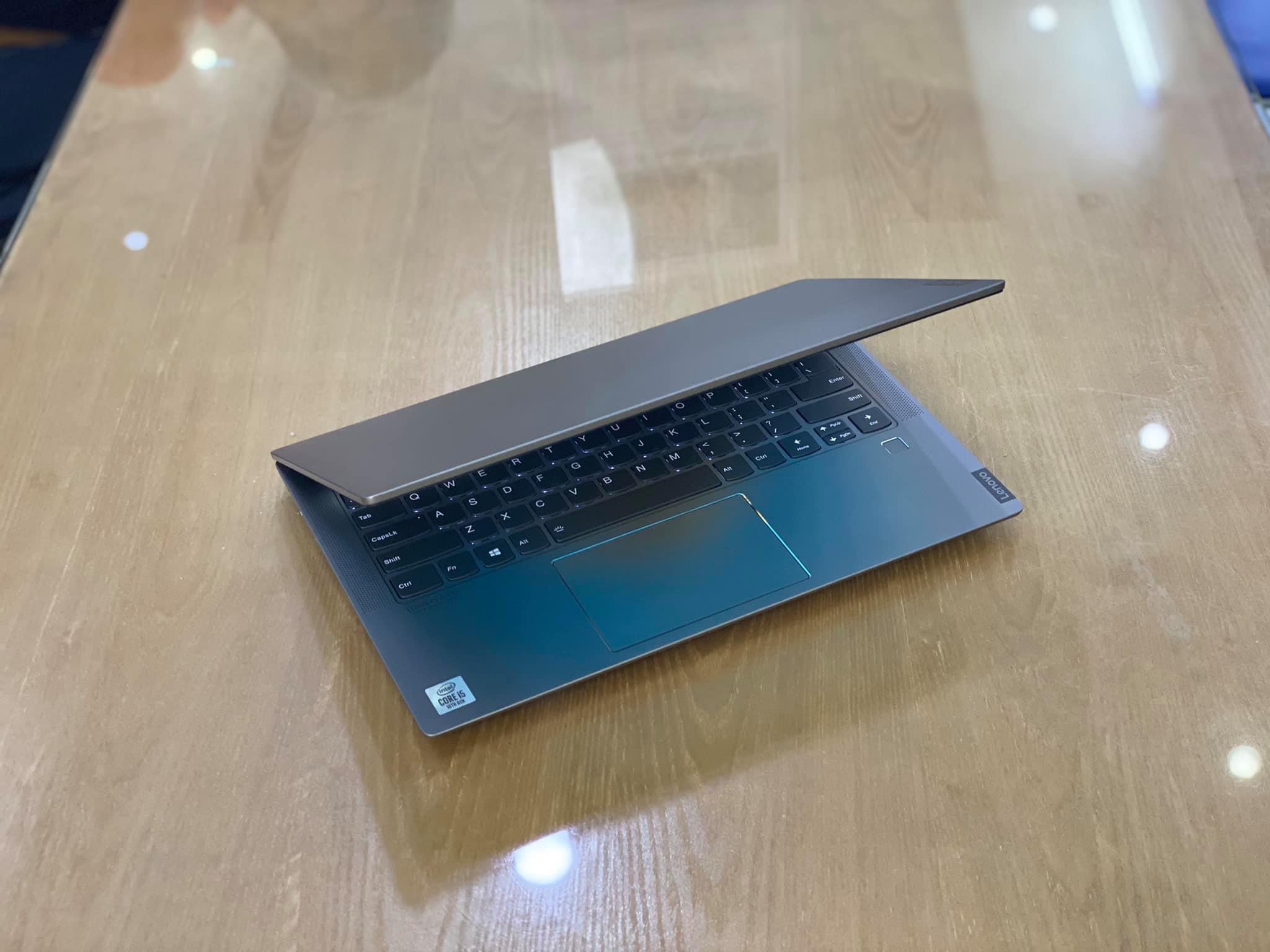  Laptop Lenovo IdeaPad S540-4.jpg